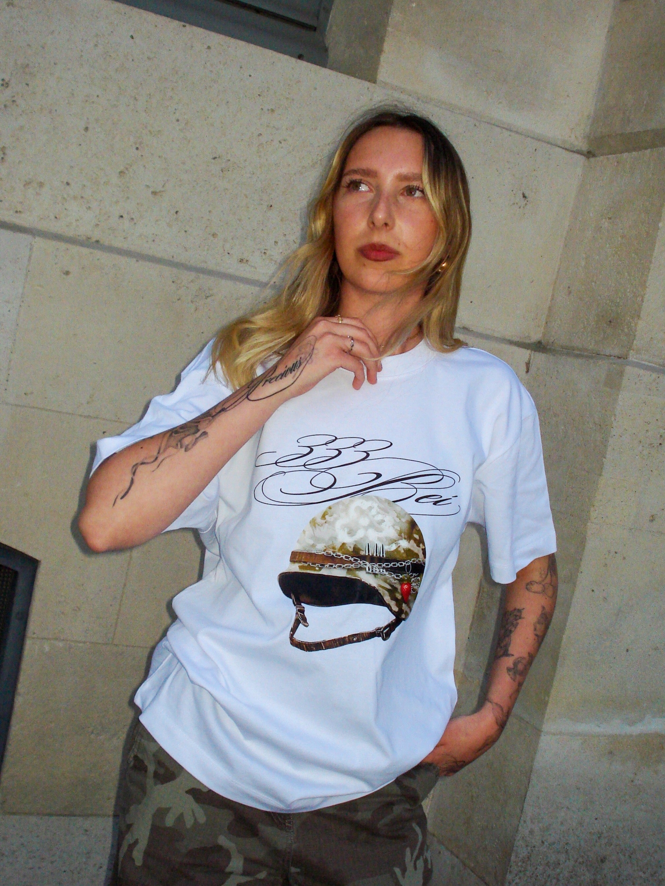 H3LMET TEE