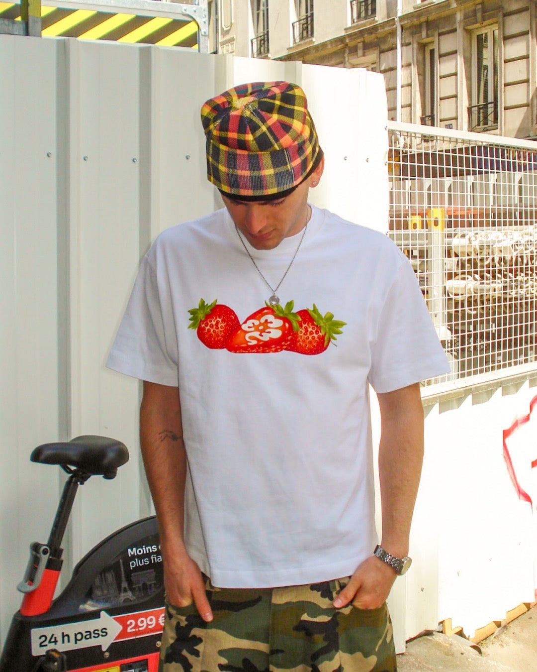 STRAWB3RRY TEE V2