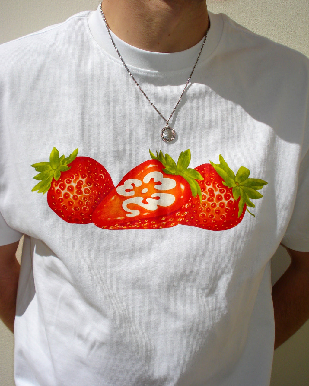 STRAWB3RRY TEE V2