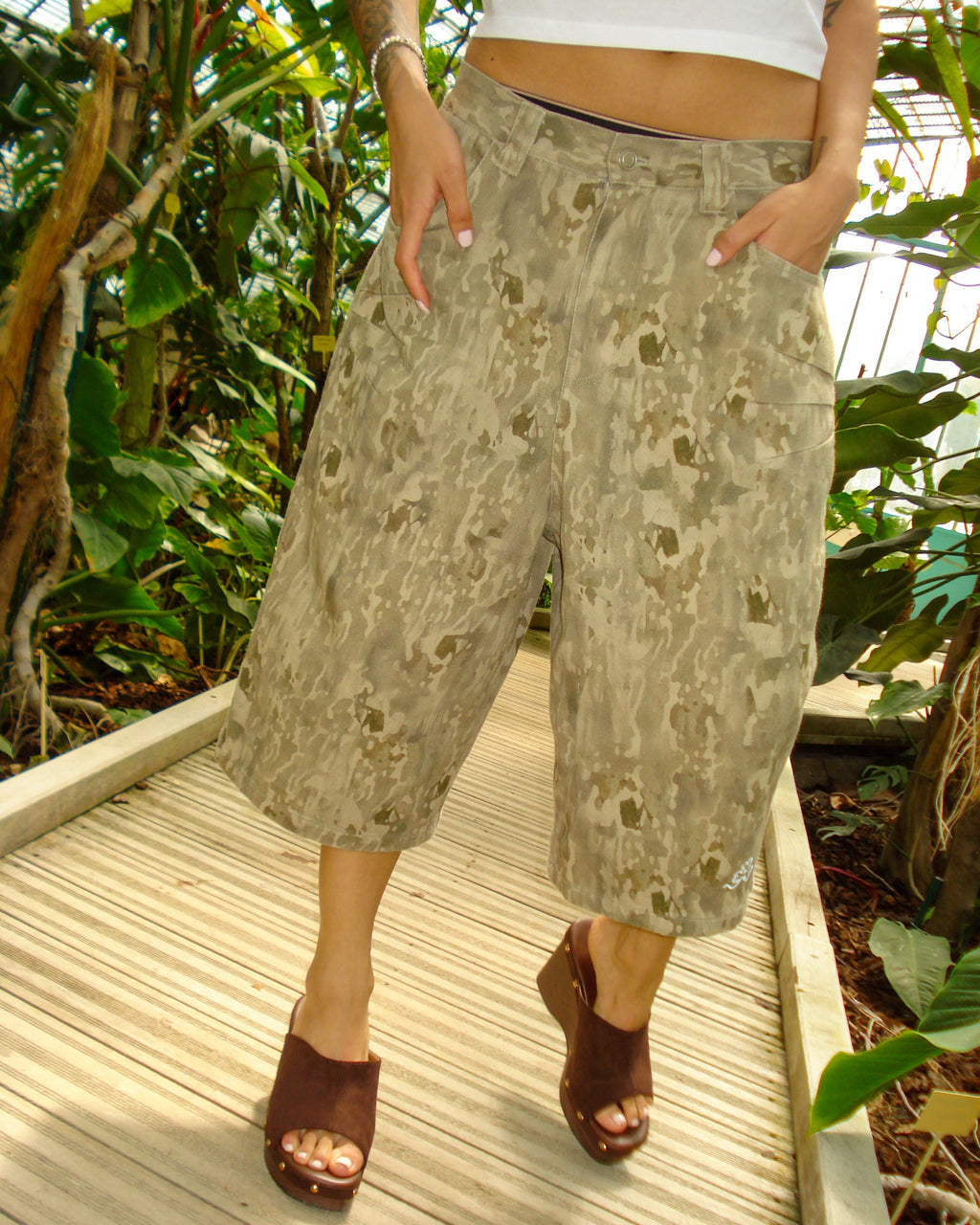CAMO SHORT